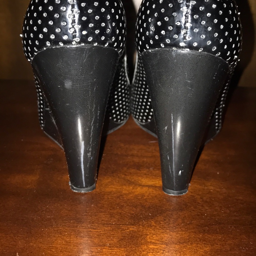 DONATING BCBGirls Black Wedge Heels - Picture 4 of 8